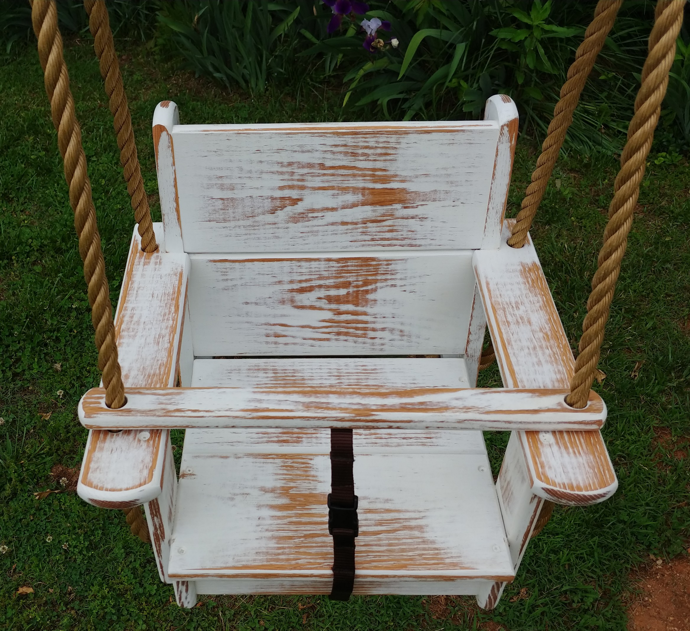 Distressed Seat Swing (White)